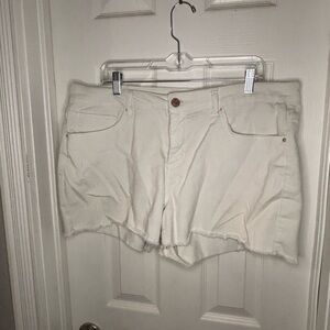 Time and Tru Women's Off-White Jean Shorts